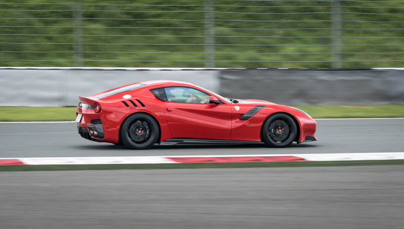 Illustration for article titled This Is How Japan Throws A Ferrari Party